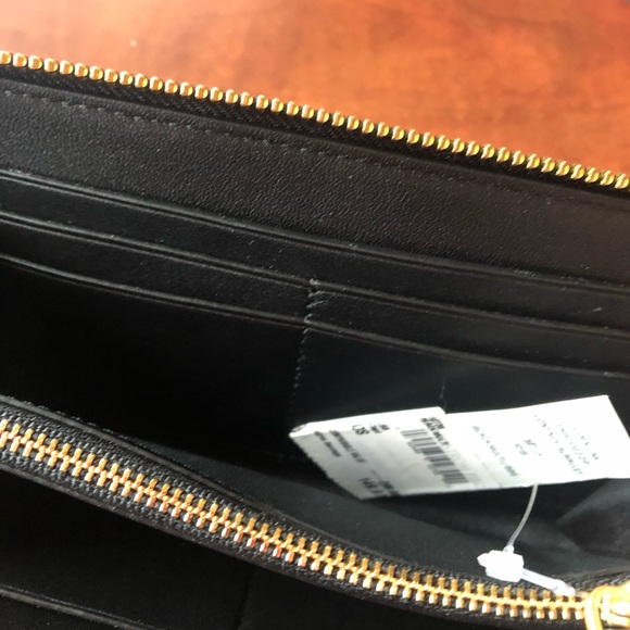 NWT Tory Burch wallet - Picture 6 of 7